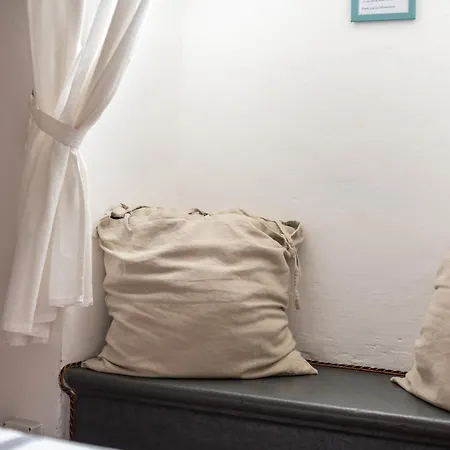 Comfy Unit Suitable For Work Patio