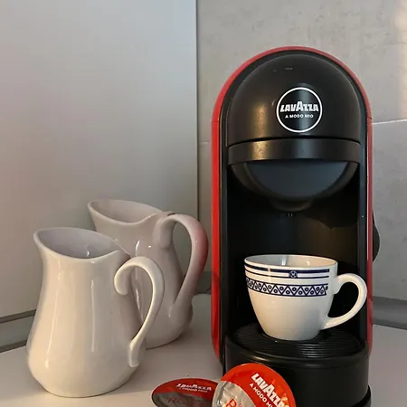 아파트 Comfy Unit Suitable For Work Patio