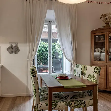 아파트 Comfy Unit Suitable For Work Patio 피렌체