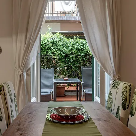 Comfy Unit Suitable For Work Patio 피렌체
