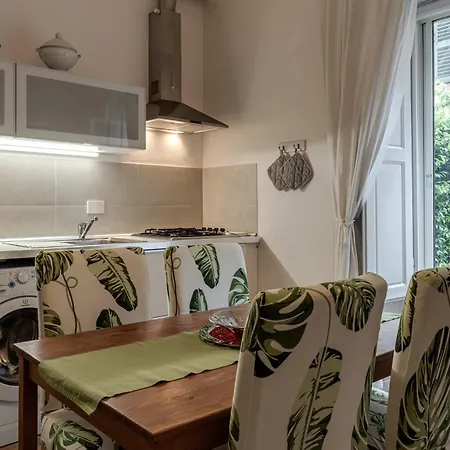 Comfy Unit Suitable For Work Patio 아파트 *