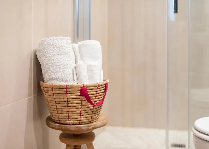 Comfy Unit Suitable For Work Patio *