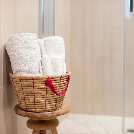 Comfy Unit Suitable For Work Patio *